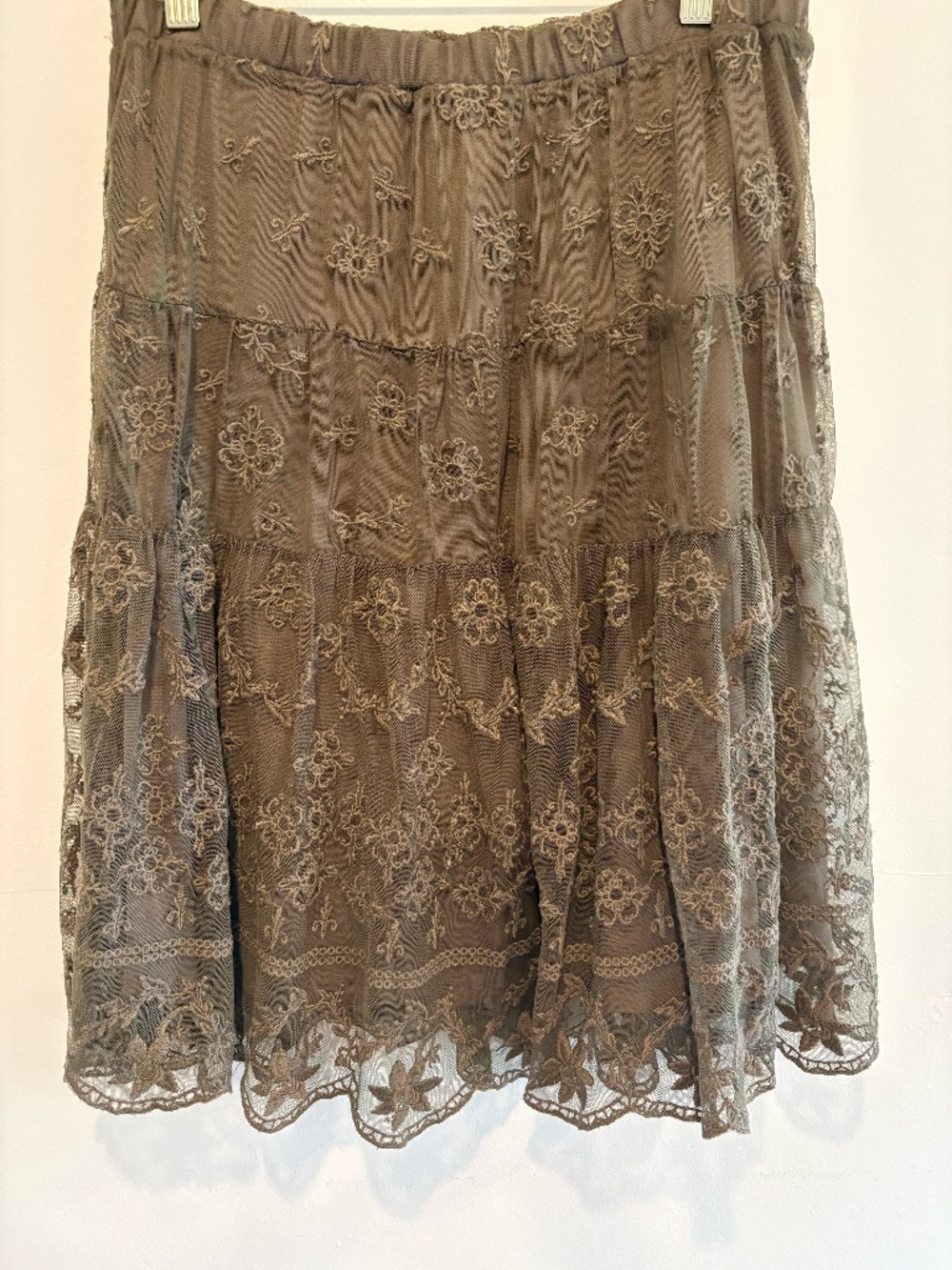 Sundance/4/ embroidered brown lace skirt